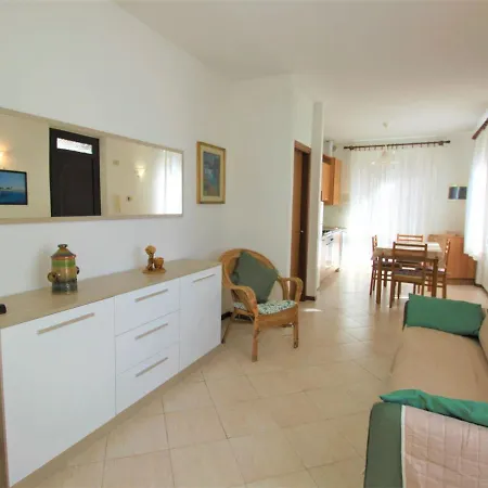 Francesca By Interhome Nyaraló Marina di Pietrasanta