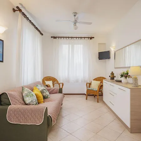 Francesca By Interhome Nyaraló