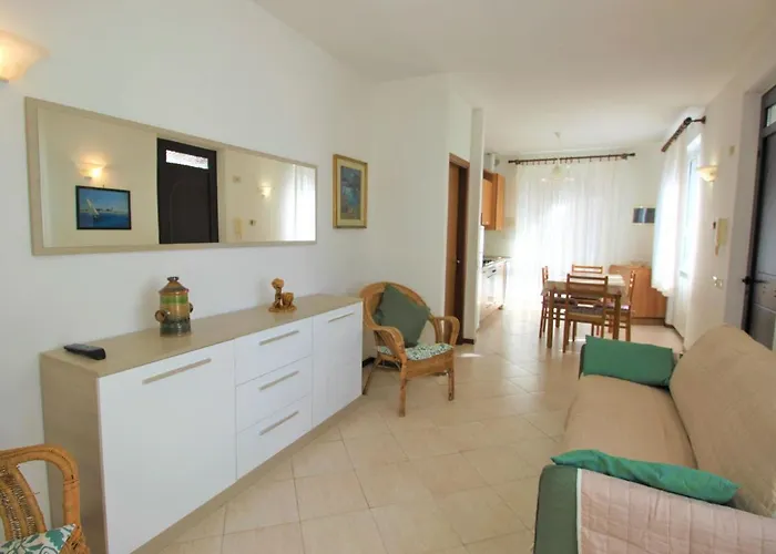 Francesca By Interhome Nyaraló Marina di Pietrasanta