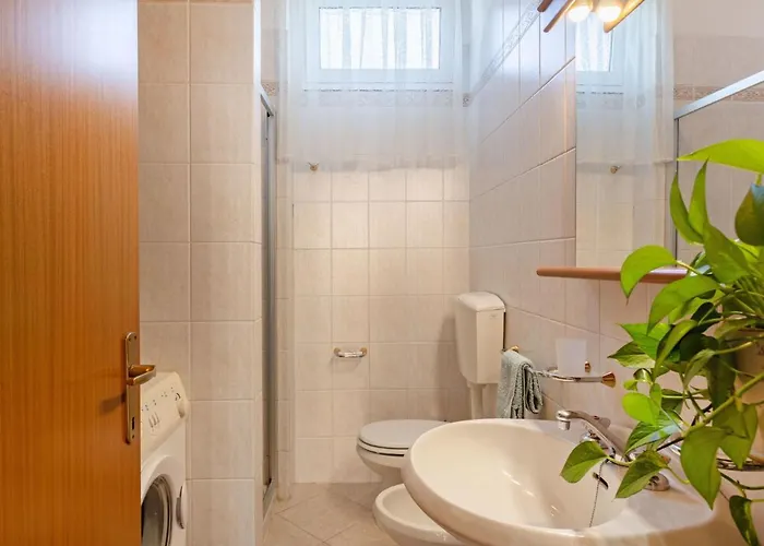 Francesca By Interhome Nyaraló Marina di Pietrasanta